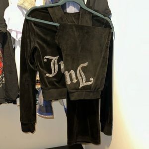 SOLDDDDDDD Juicy couture sweatsuit